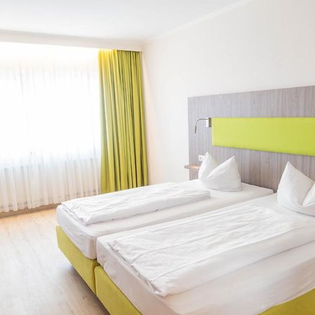 Das Ebertor - Hotel & Hostel 보파르트 외부 사진