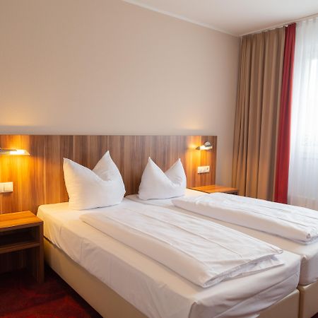 Das Ebertor - Hotel & Hostel 보파르트 외부 사진