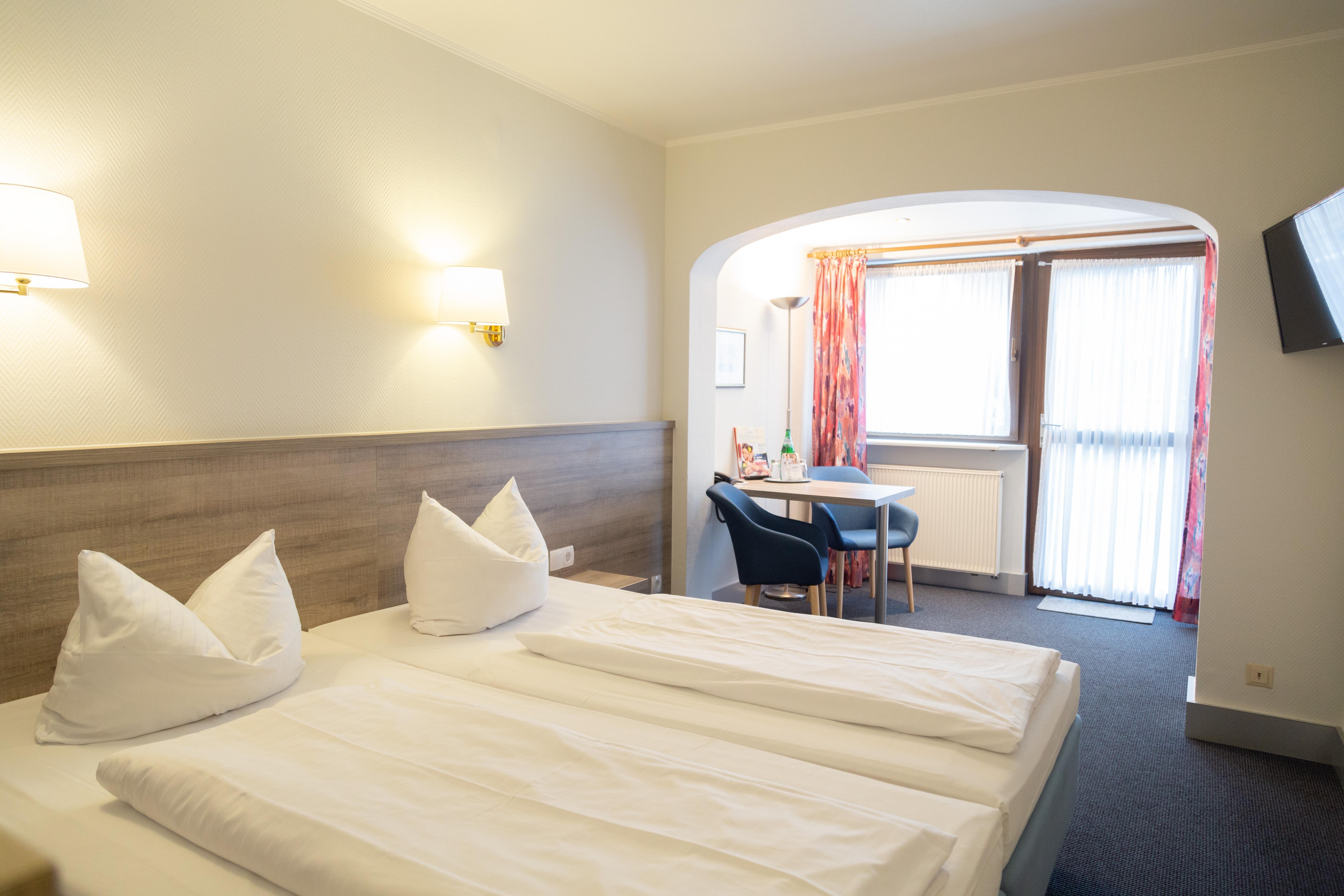 Das Ebertor - Hotel & Hostel 보파르트 외부 사진