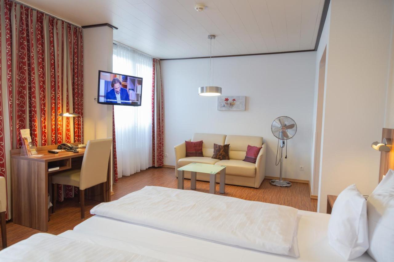 Das Ebertor - Hotel & Hostel 보파르트 외부 사진