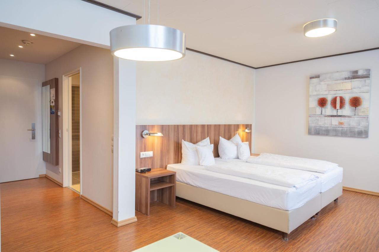 Das Ebertor - Hotel & Hostel 보파르트 외부 사진